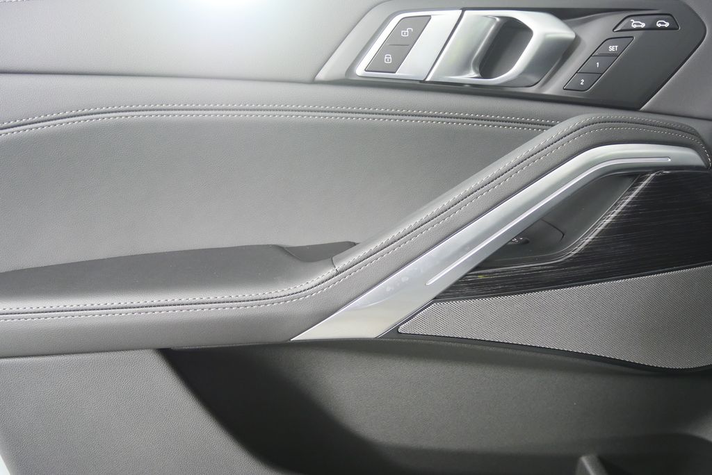 Thumbnail: 2026 BMW X6 - 9