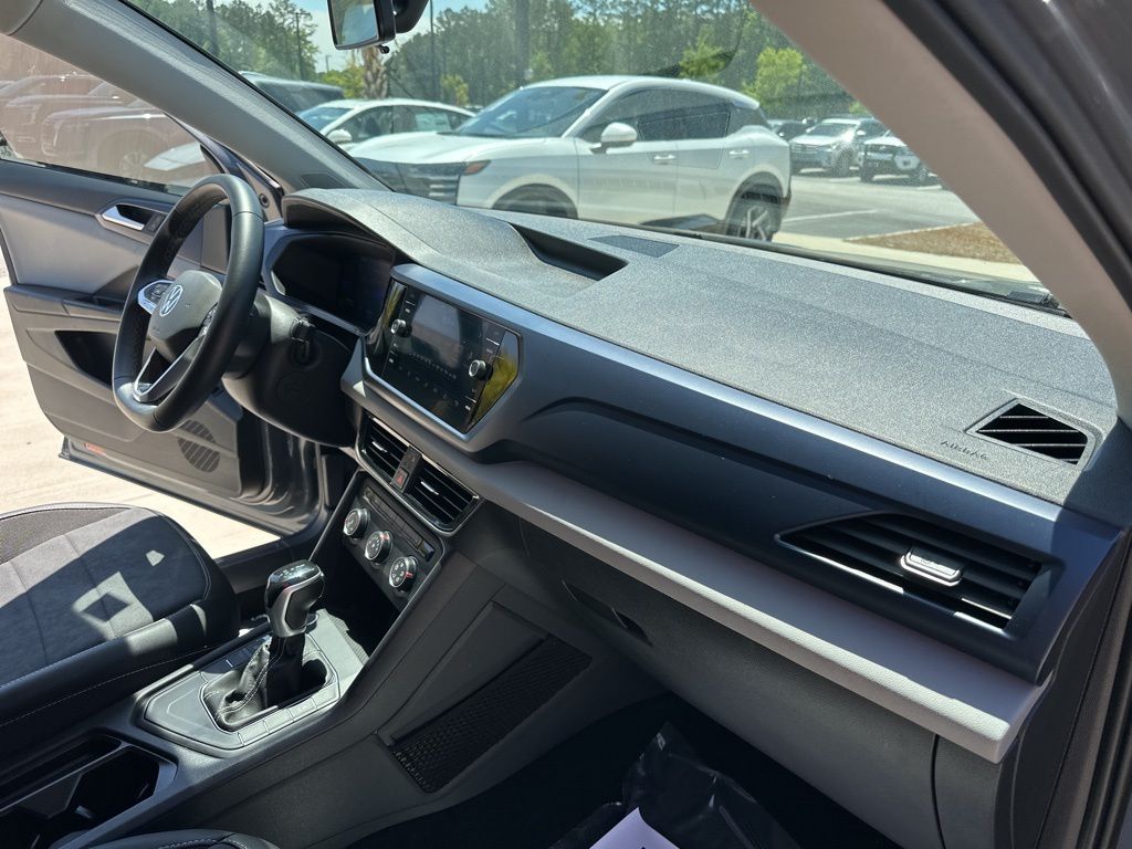 2022 Gray Volkswagen Taos 1.5T SE FWD SUV