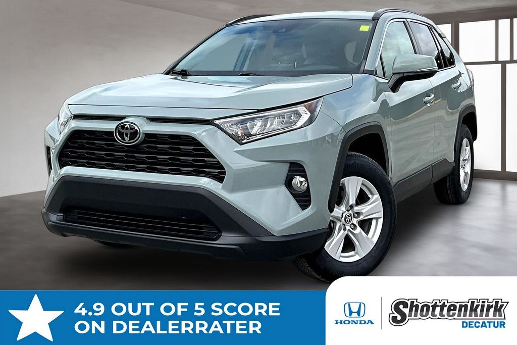 2021 Toyota RAV4 XLE