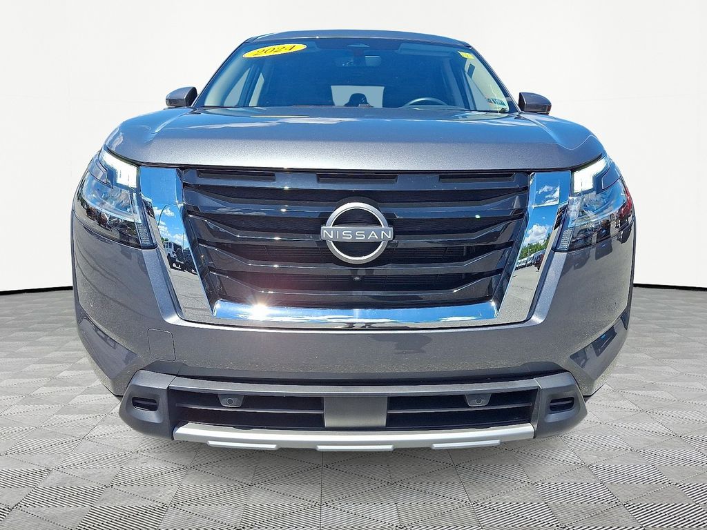 2024 Nissan Pathfinder — photo 2