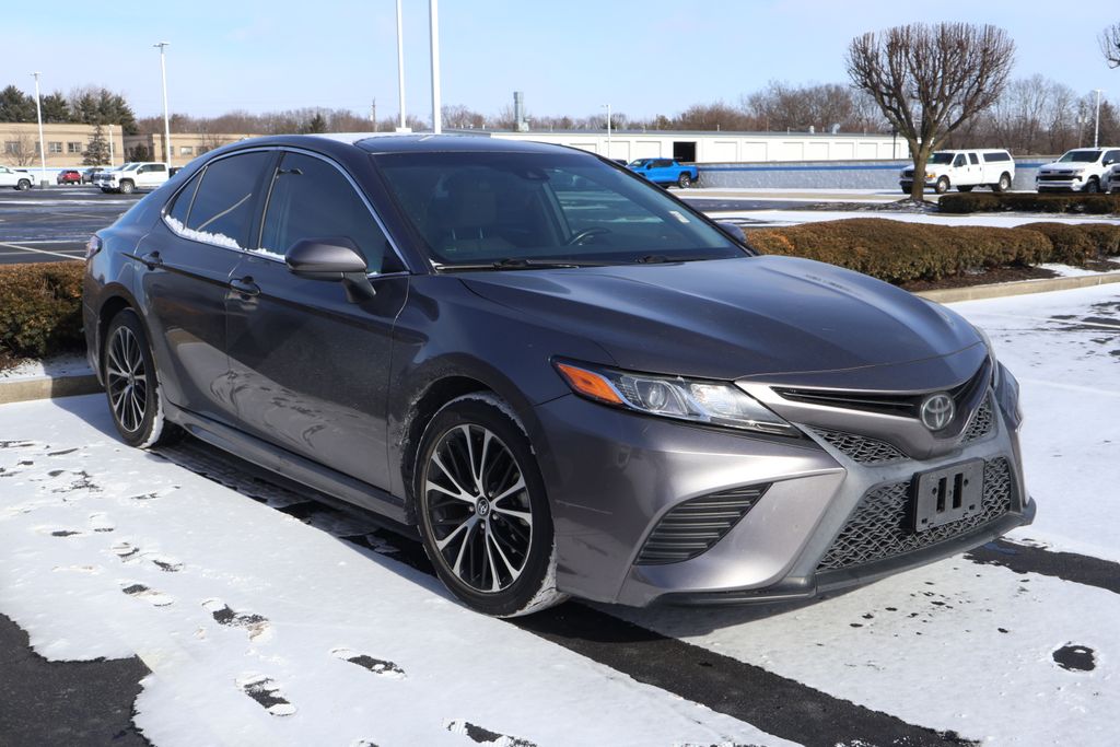 Thumbnail: 2020 Toyota Camry - 3