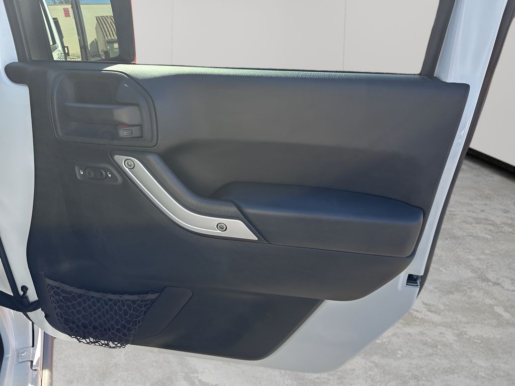 Used Car 2015 Jeep Wrangler  Unlimited Rubicon For Sale Under $25,000 In Austin, Texas