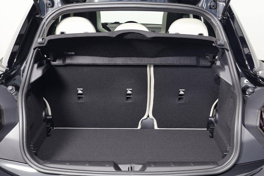 Thumbnail: 2026 MINI Cooper - 8