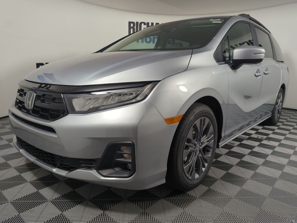 2026 Honda Odyssey Touring FWD