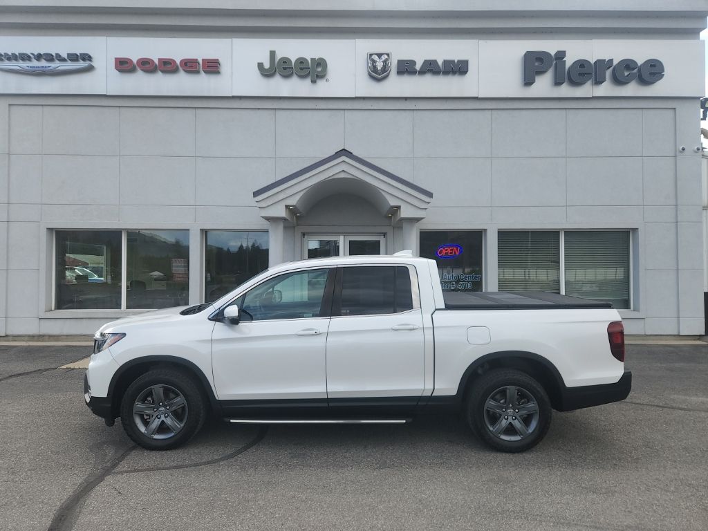 White 2023 Honda Ridgeline RTL AWD Pickup Truck All-Wheel Drive 9-Speed Automatic