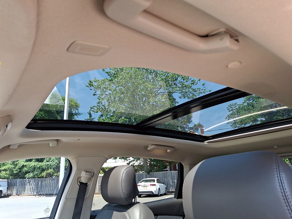 Thumbnail: 2019 Lincoln Nautilus - 27