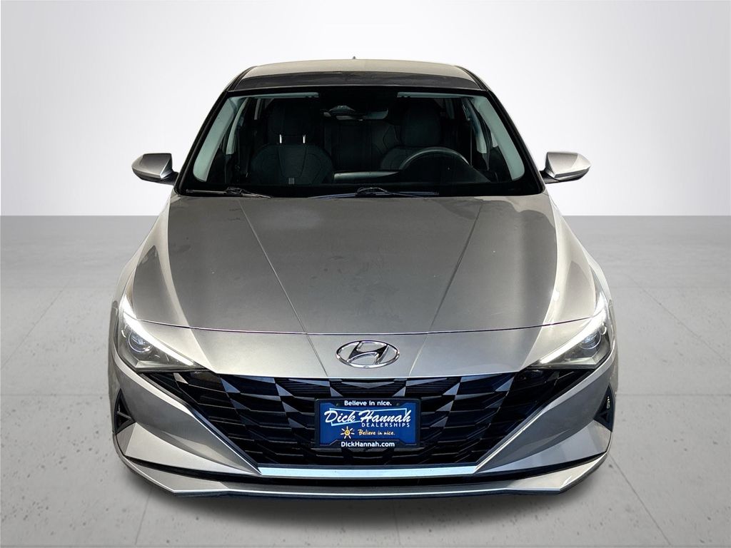 2021 Hyundai Elantra SE