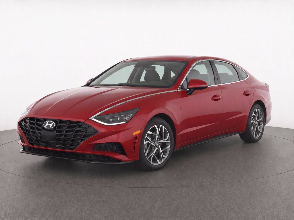 Used 2023 Red Hyundai SEL image 2