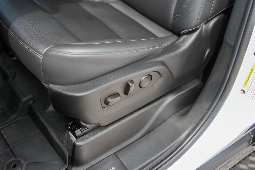 Used Car 2022 Chevrolet Tahoe  Z71 For Sale Under $60,000 In Austin, Texas