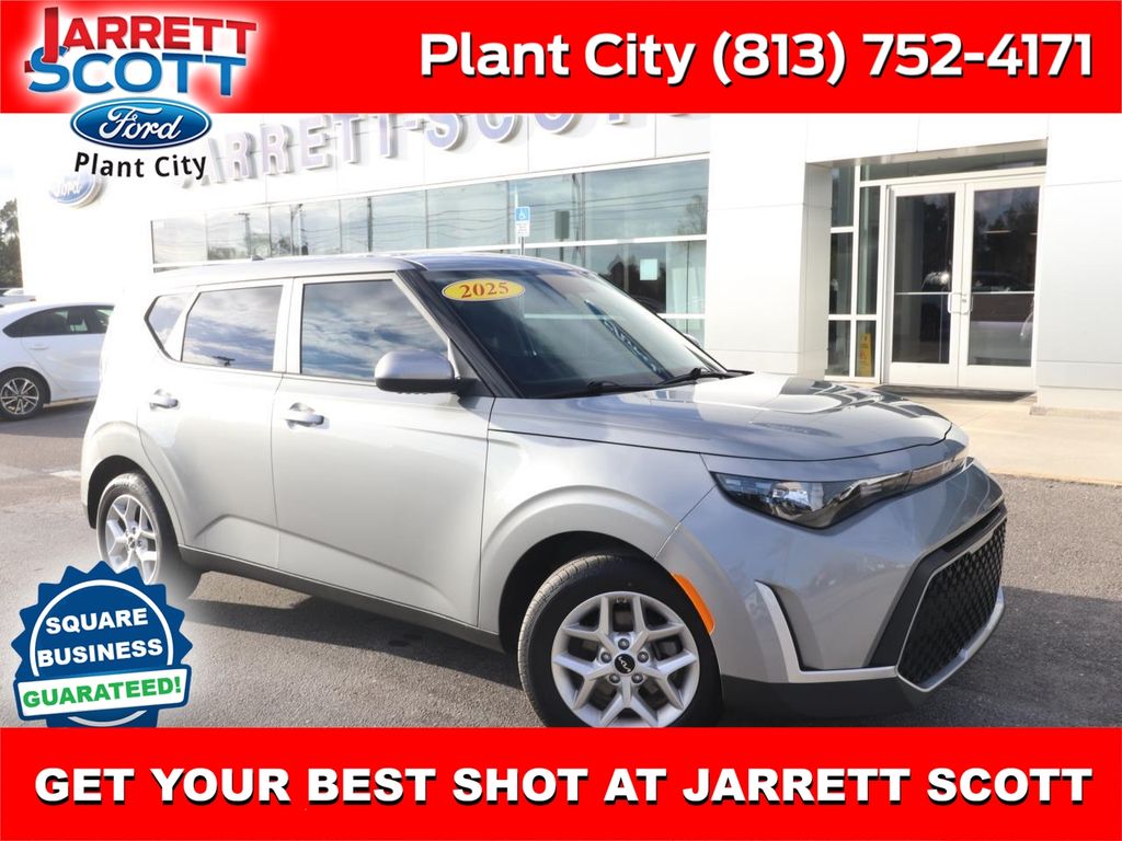 2025 Kia Soul LX FWD