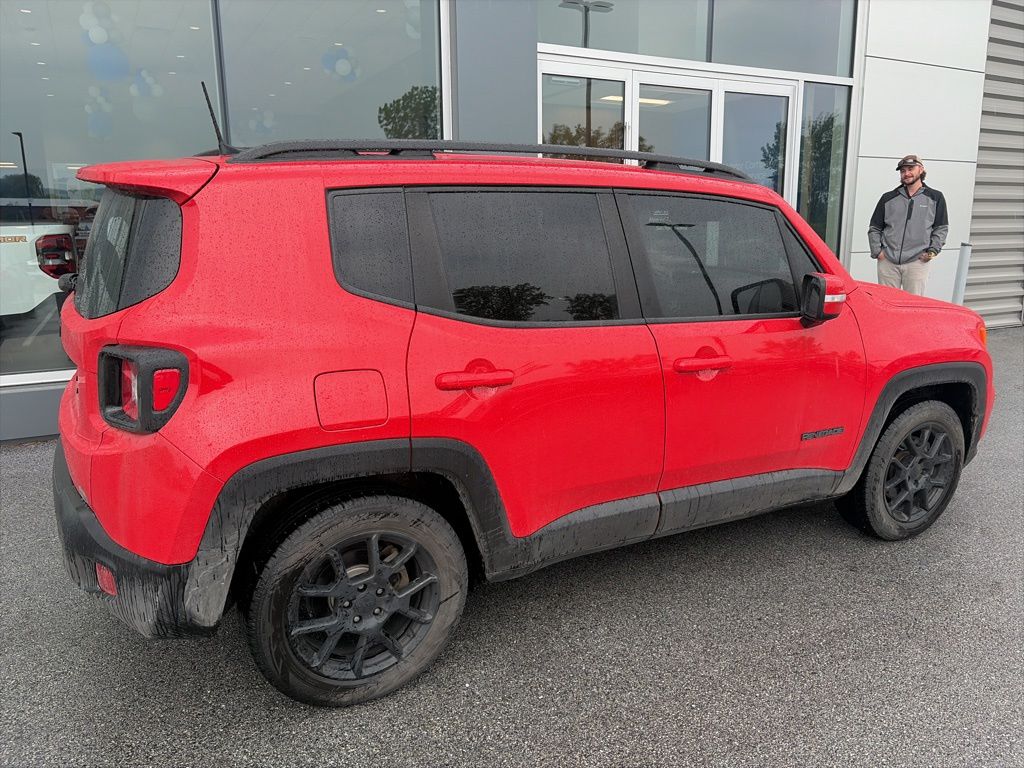 2019 Jeep Renegade — photo 10