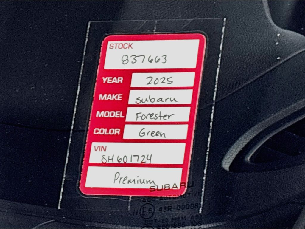 2025 Subaru Forester Premium