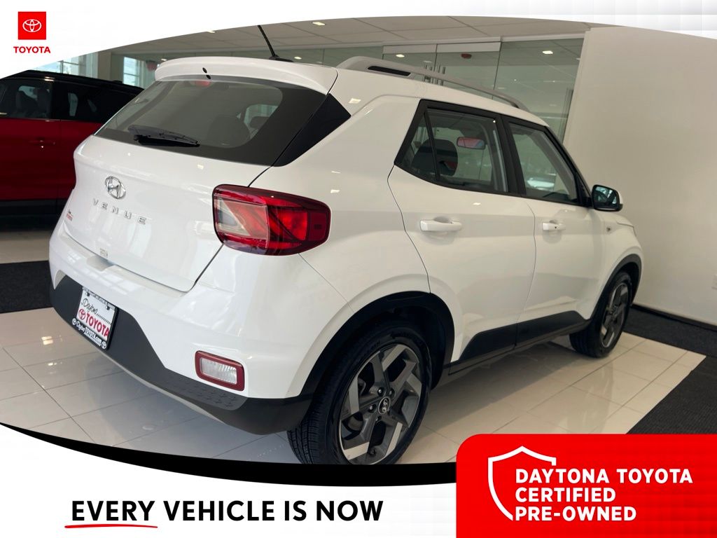 Used 2025 Hyundai Venue SUV