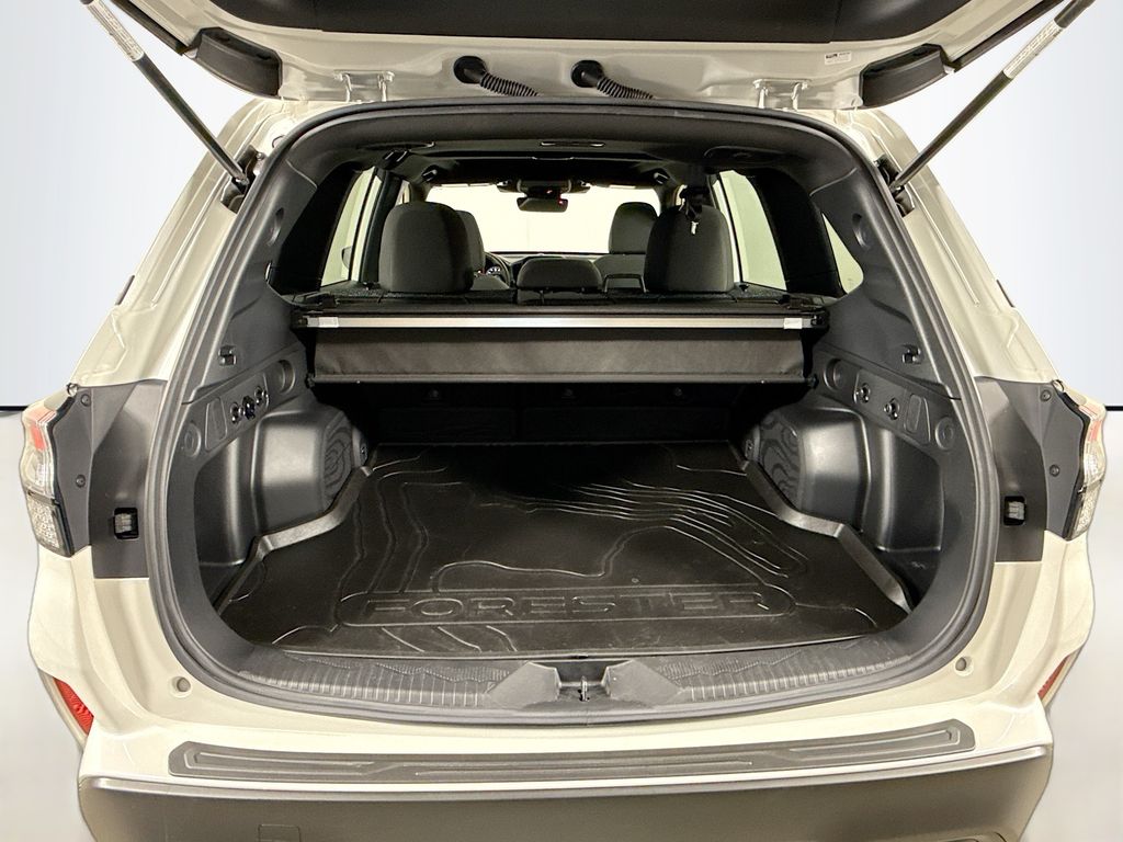 Thumbnail: 2025 Subaru Forester - 25