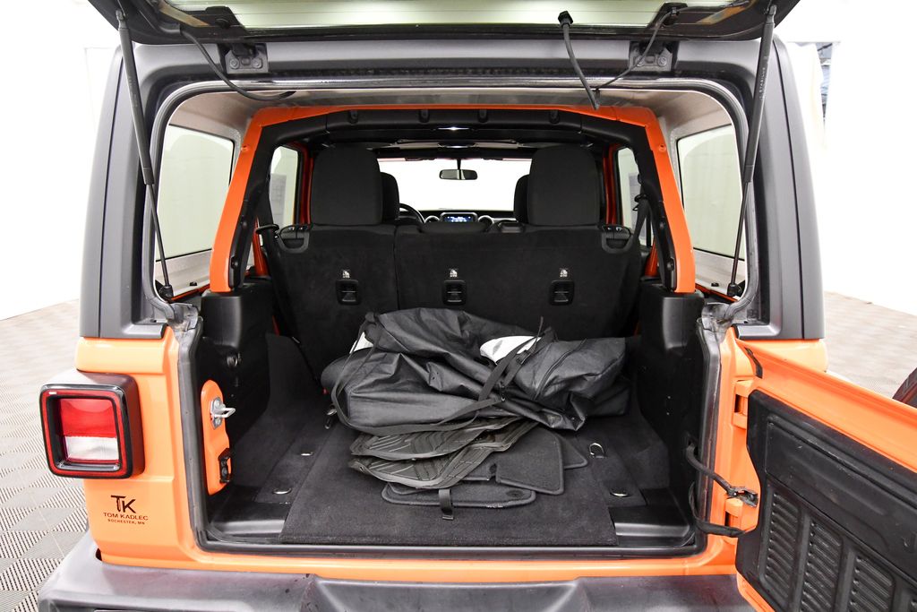 Used 2018 Jeep Wrangler SUV