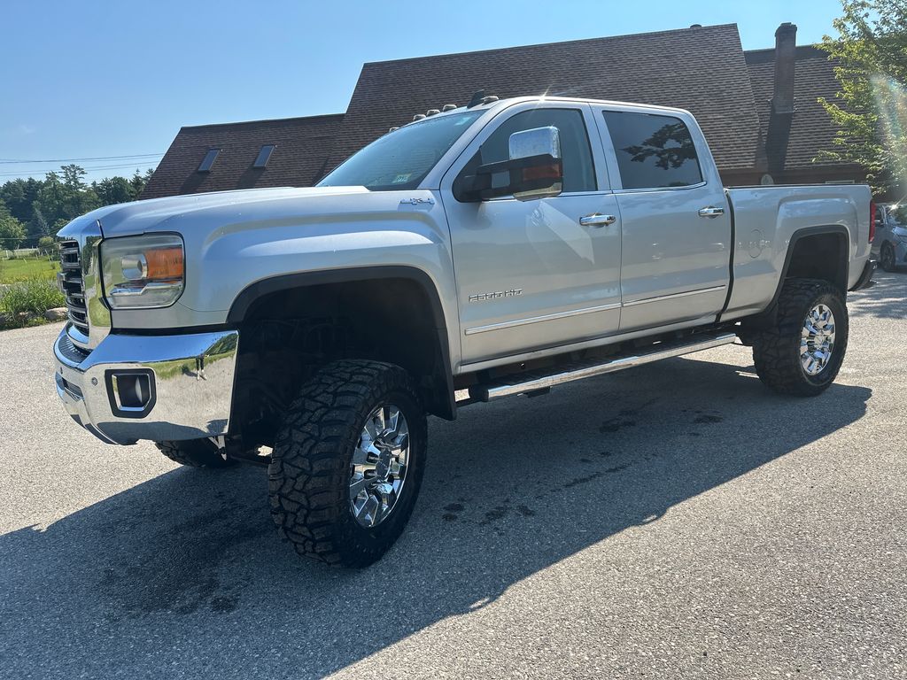 2015 GMC Sierra 2500HD SLT Crew Cab SB 4WD
