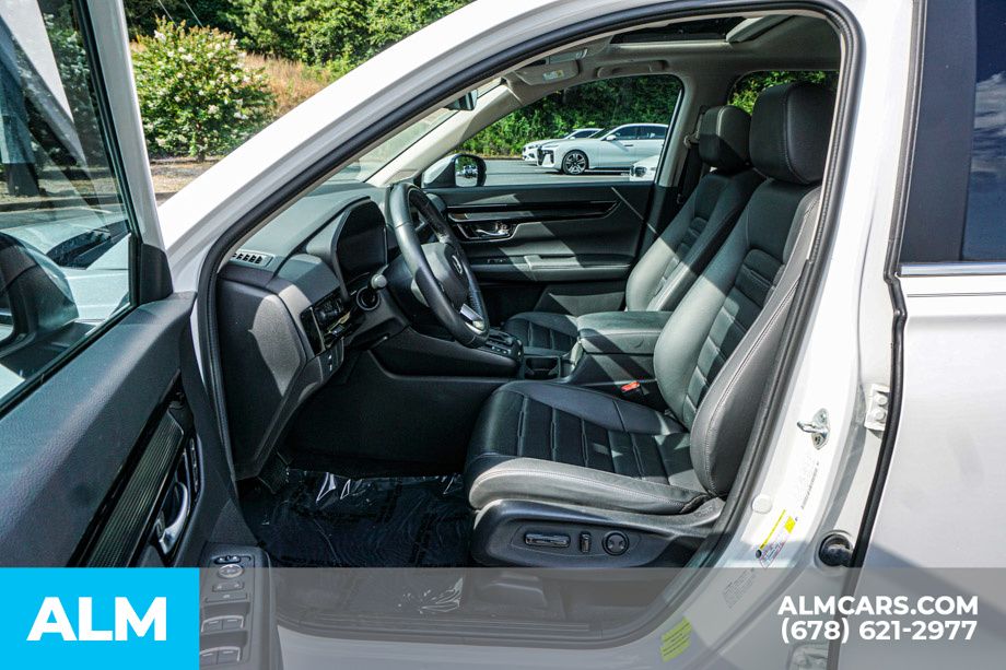Used 2024 White Honda EX-L image 19
