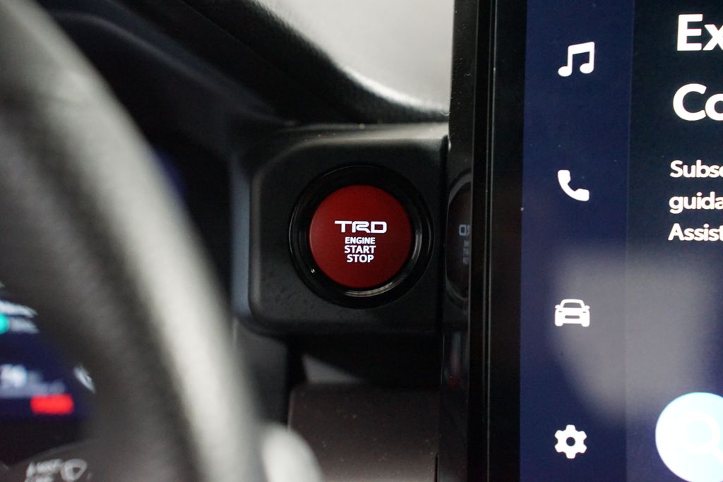 Thumbnail: 2025 Toyota Tacoma - 18