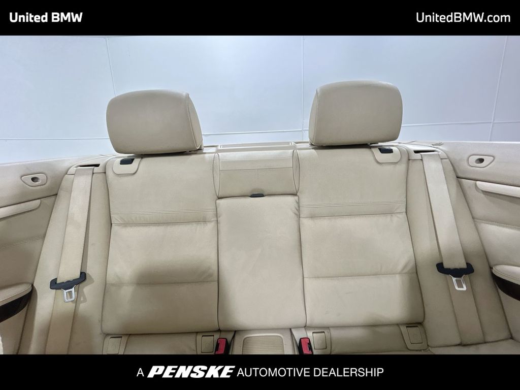 Thumbnail: 2011 BMW 3 Series - 19