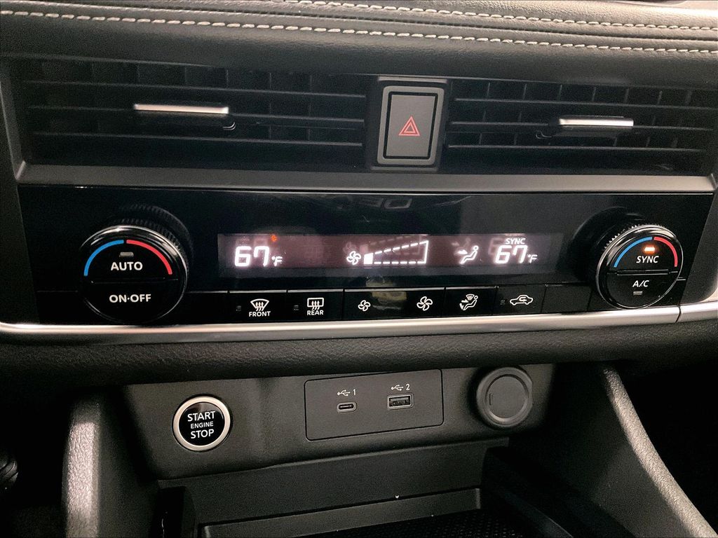2023 Nissan Rogue — photo 25
