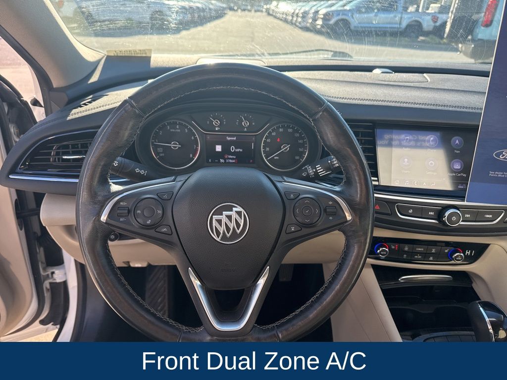 2019 Buick Regal TourX AWD Essence