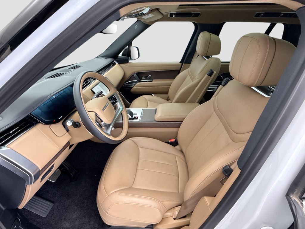 Thumbnail: 2025 Land Rover Range Rover - 18