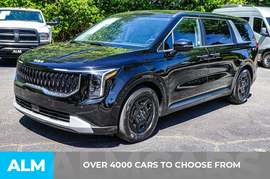 Used 2025 Black Kia LXS image 3