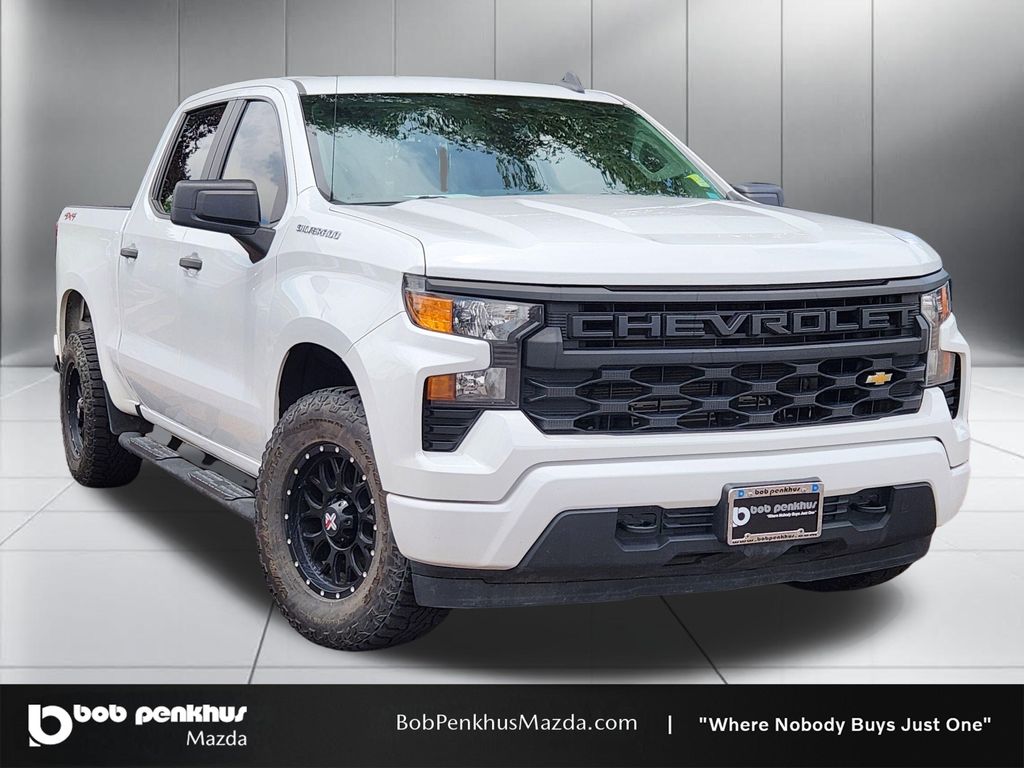 2022 Chevrolet Silverado 1500 Custom