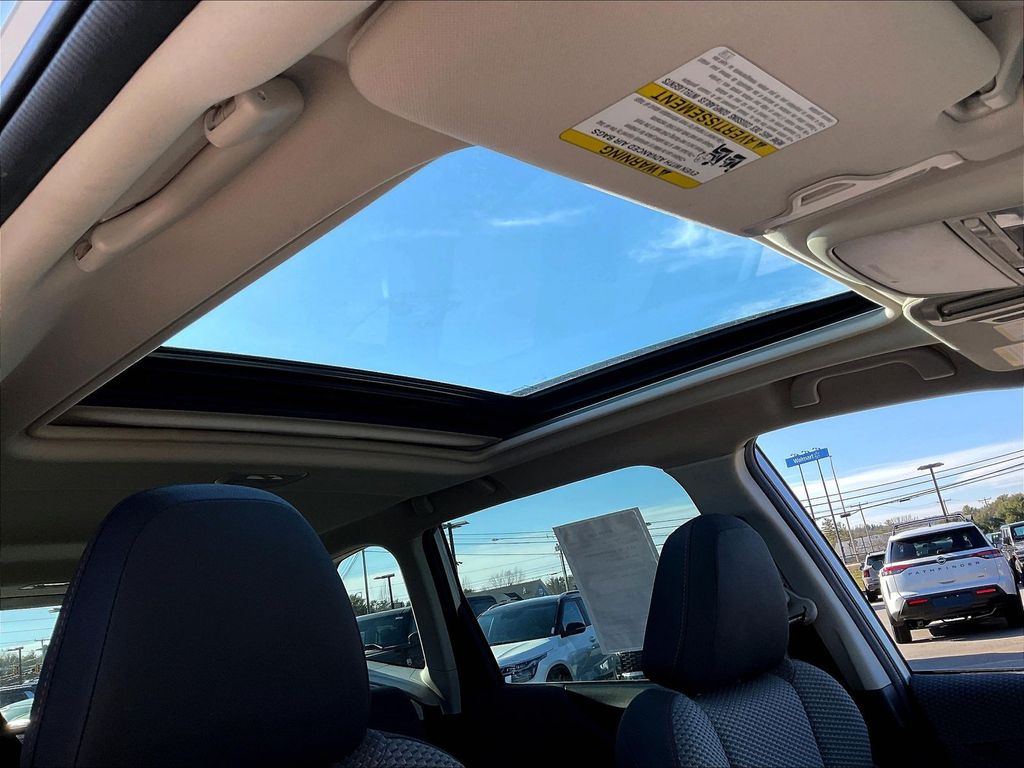 2023 Subaru Forester — photo 21