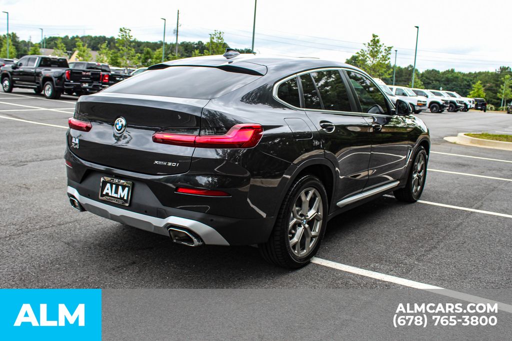 Used 2024 Gray BMW xDrive30i image 5