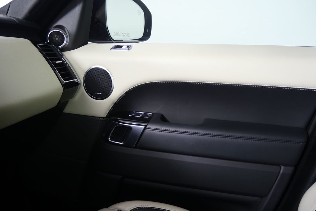 Thumbnail: 2019 Land Rover Range Rover Sport - 28