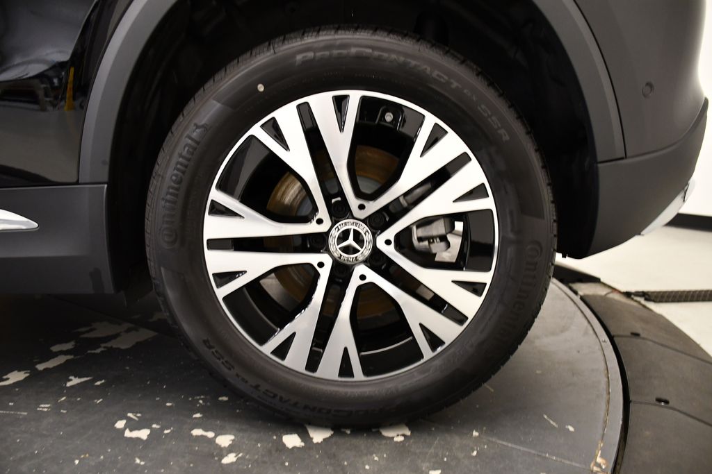 2025 Mercedes-Benz GLA 250 4MATIC 14