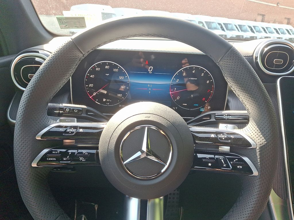 2025 Mercedes-Benz GLC 300 16