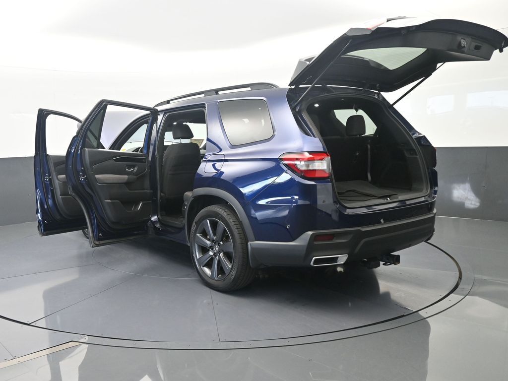 Used 2025 Obsidian Blue Pearl Honda Sport image 4