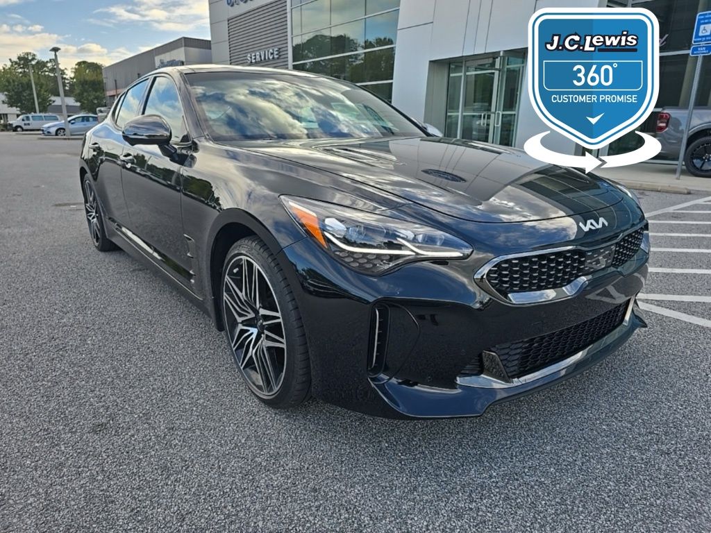 2023 Kia Stinger GT2
