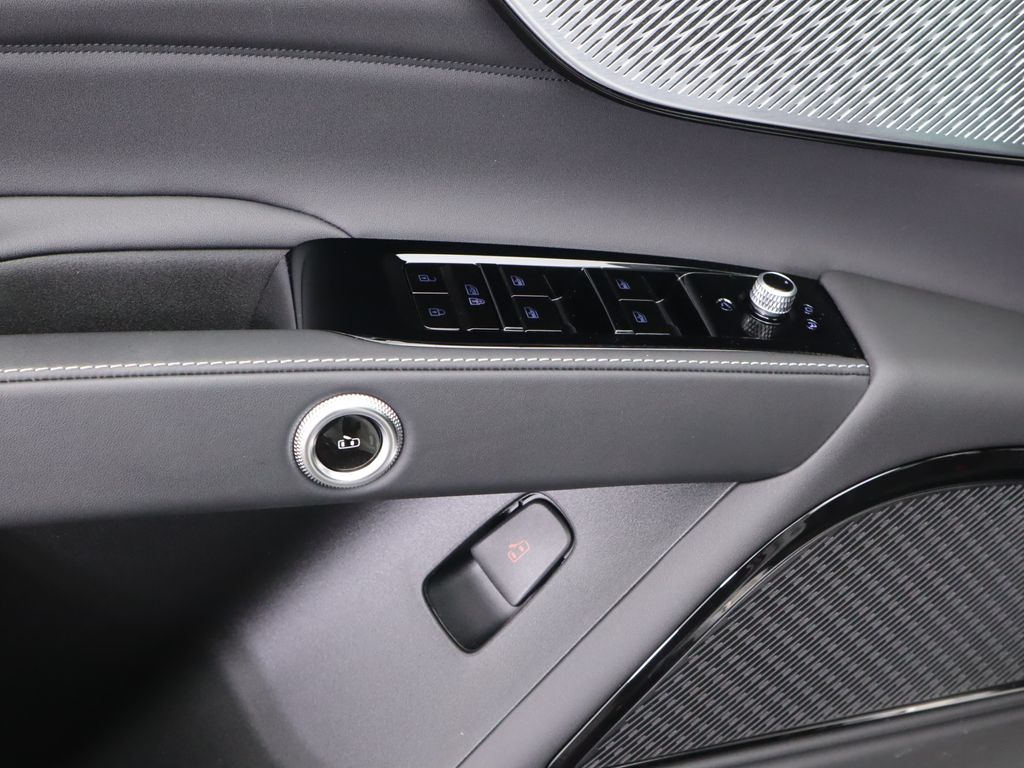 Thumbnail: 2025 Maserati Grecale - 23