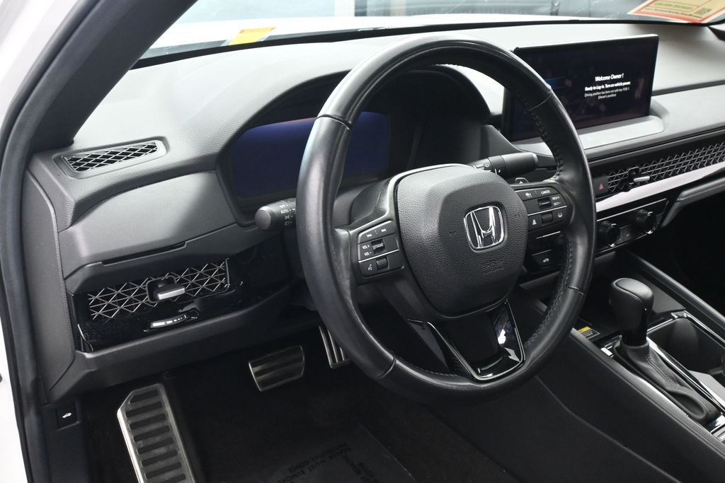 Used 2025 White Honda Sport-L image 15