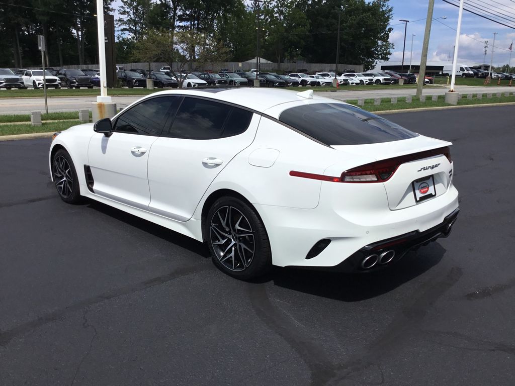 Thumbnail: 2022 Kia Stinger - 3