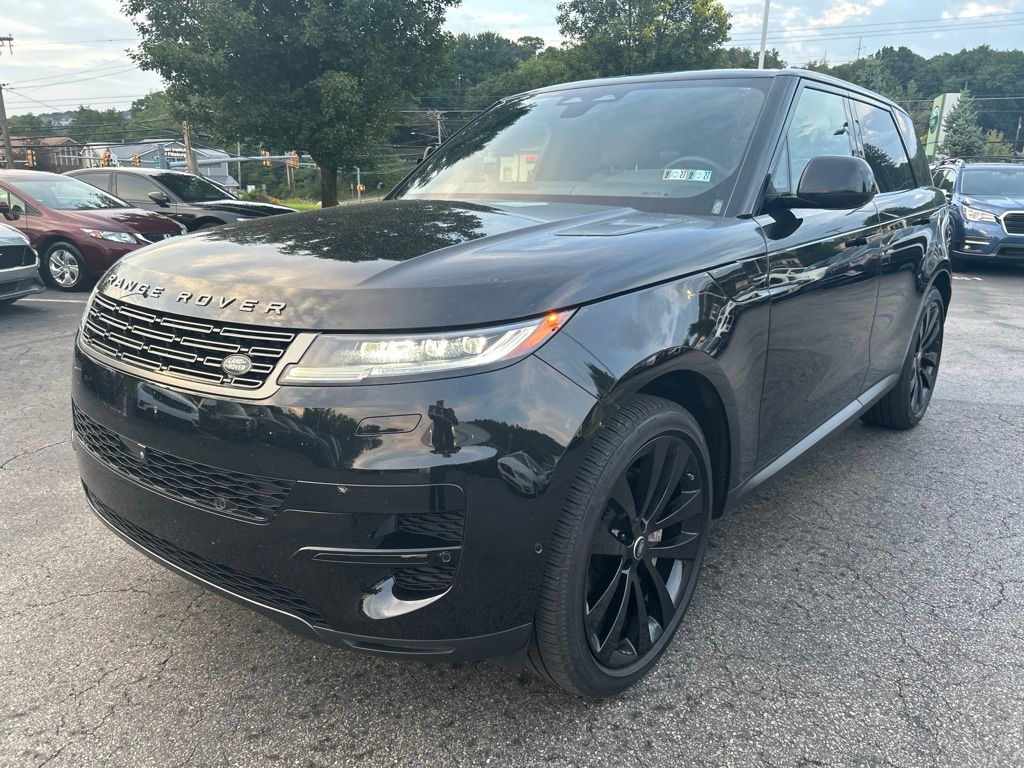 Certified Used 2025 Black Land Rover SE image 4