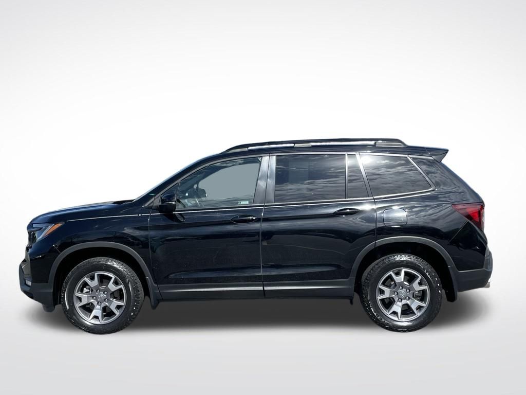 Thumbnail: 2023 Honda Passport - 2