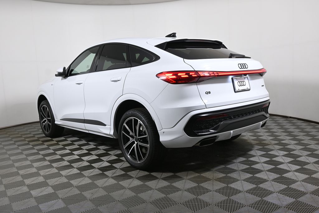 Thumbnail: 2026 Audi Q5 - 15