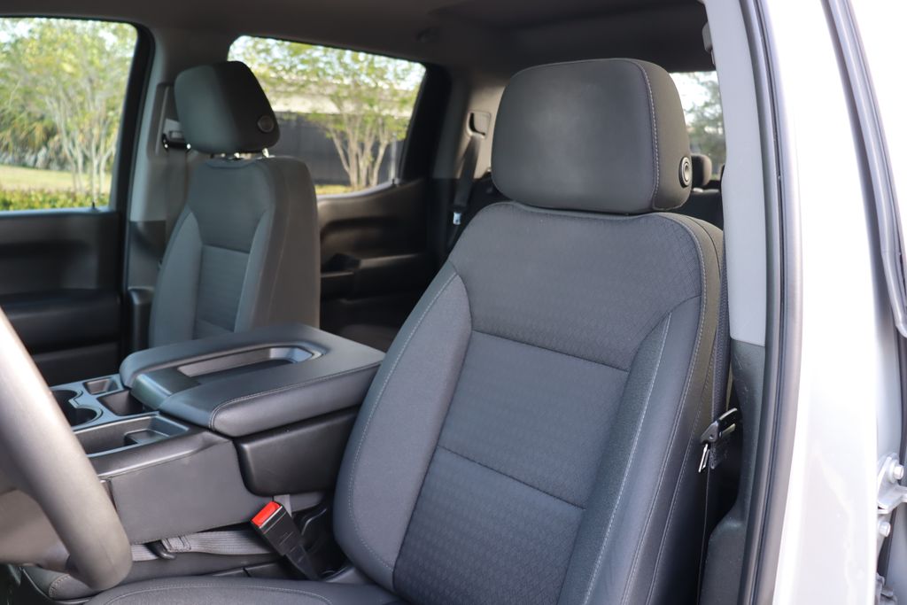 2022 Chevrolet Silverado 1500 Custom 13