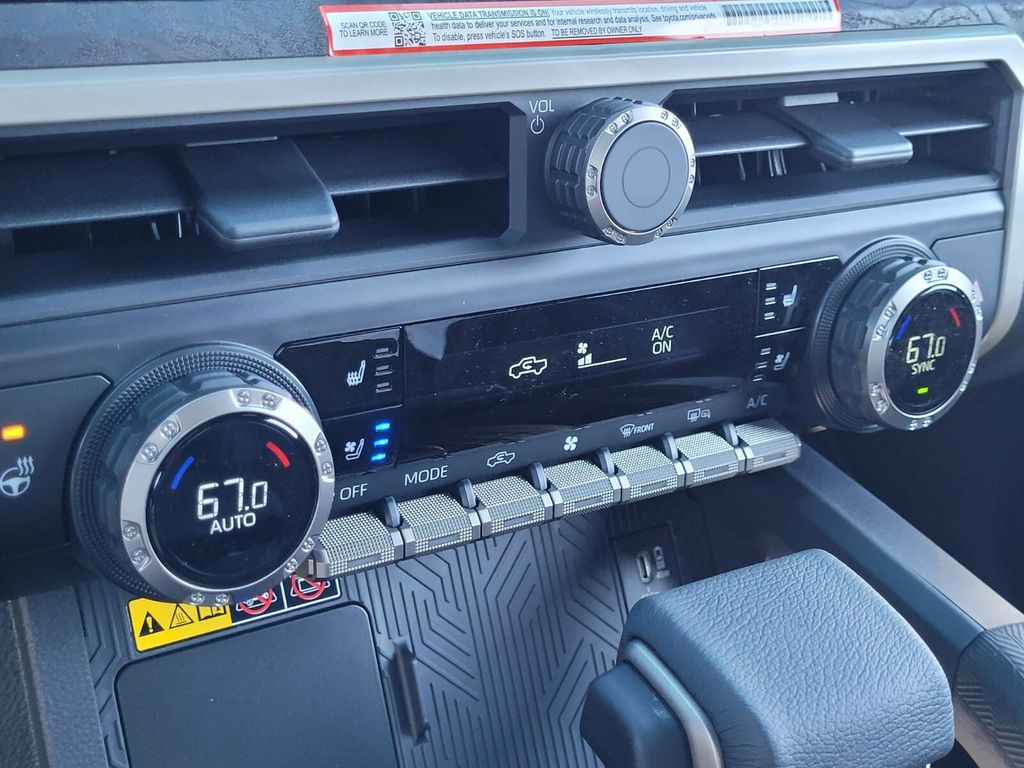 2025 Toyota Tacoma Limited - Photo 18