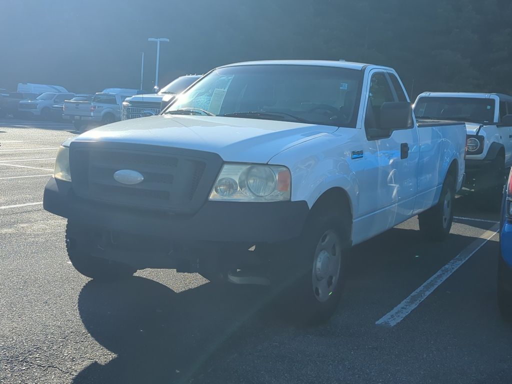 Oxford White Clearcoat 2007 Ford F-150 Pickup Truck Rear-Wheel Drive 4-Speed Automatic Overdrive