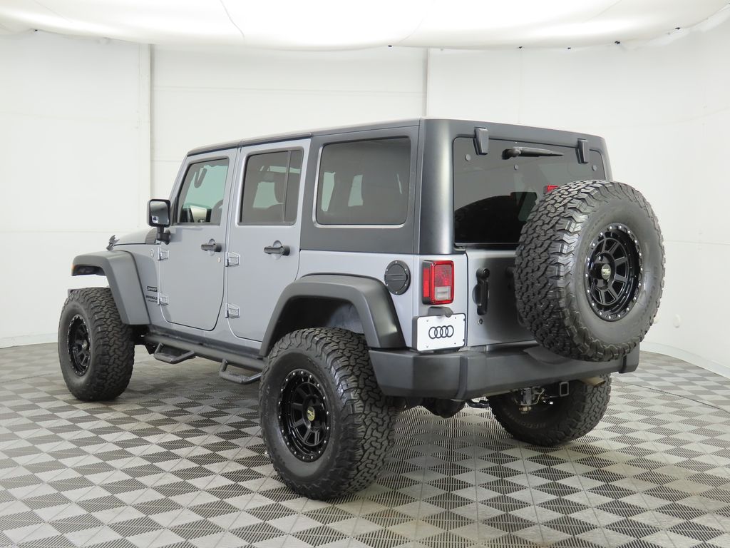 2015 Jeep Wrangler Unlimited Sport 7