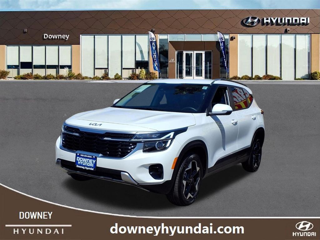 Snow White Pearl 2025 Kia Seltos SUV / Crossover Front-Wheel Drive Continuously Variable Transmission