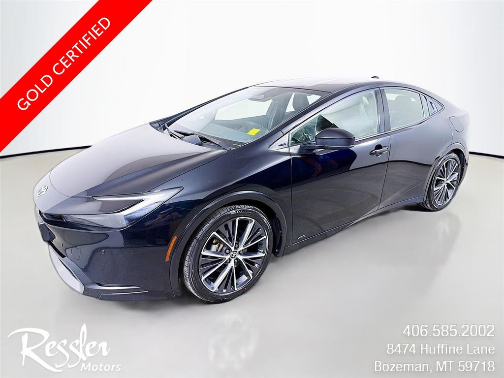  2023 Toyota Prius XLE AWD   
