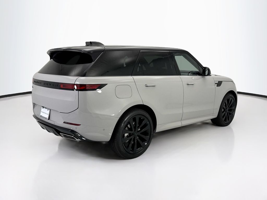 Thumbnail: 2026 Land Rover Range Rover Sport - 5