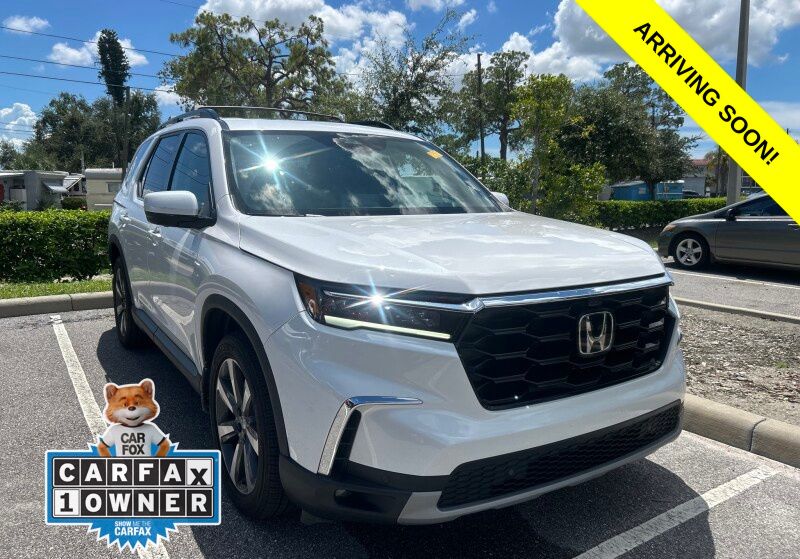 Platinum White Pearl 2025 Honda Pilot SUV / Crossover All-Wheel Drive Automatic