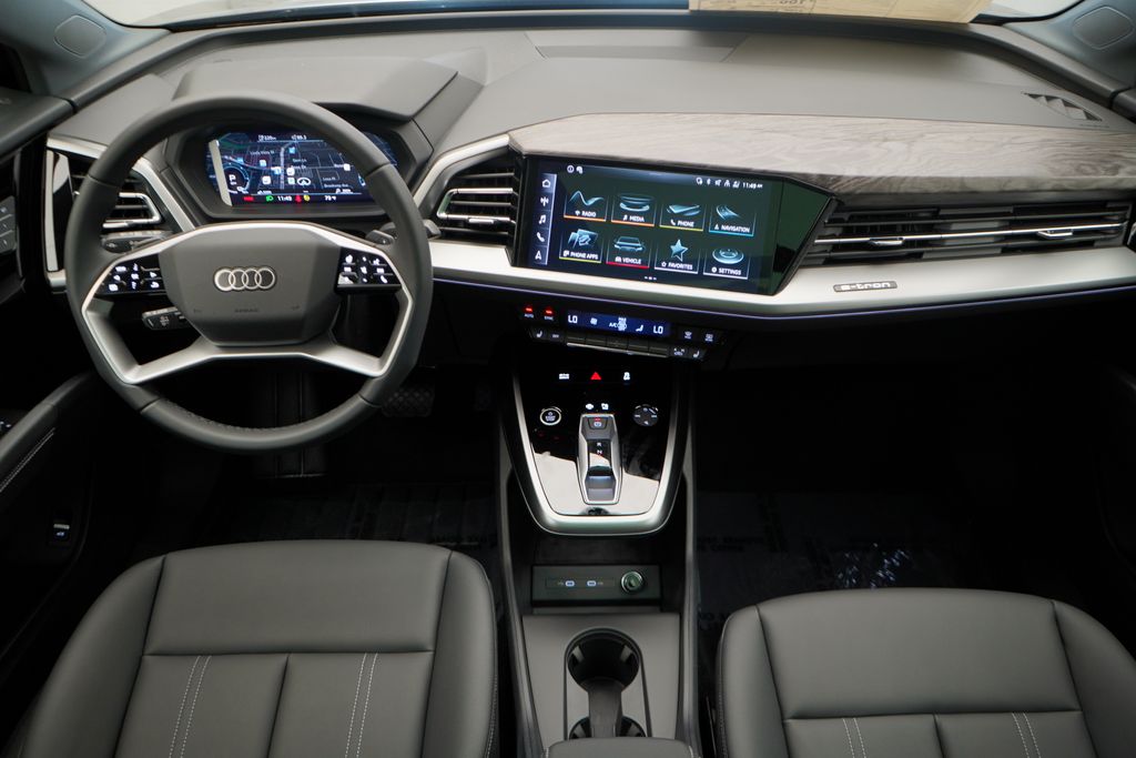 2024 Audi Q4 e-tron  11